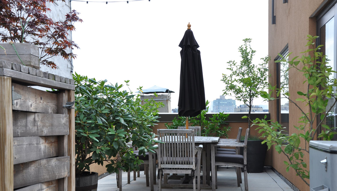 home for two art collectors